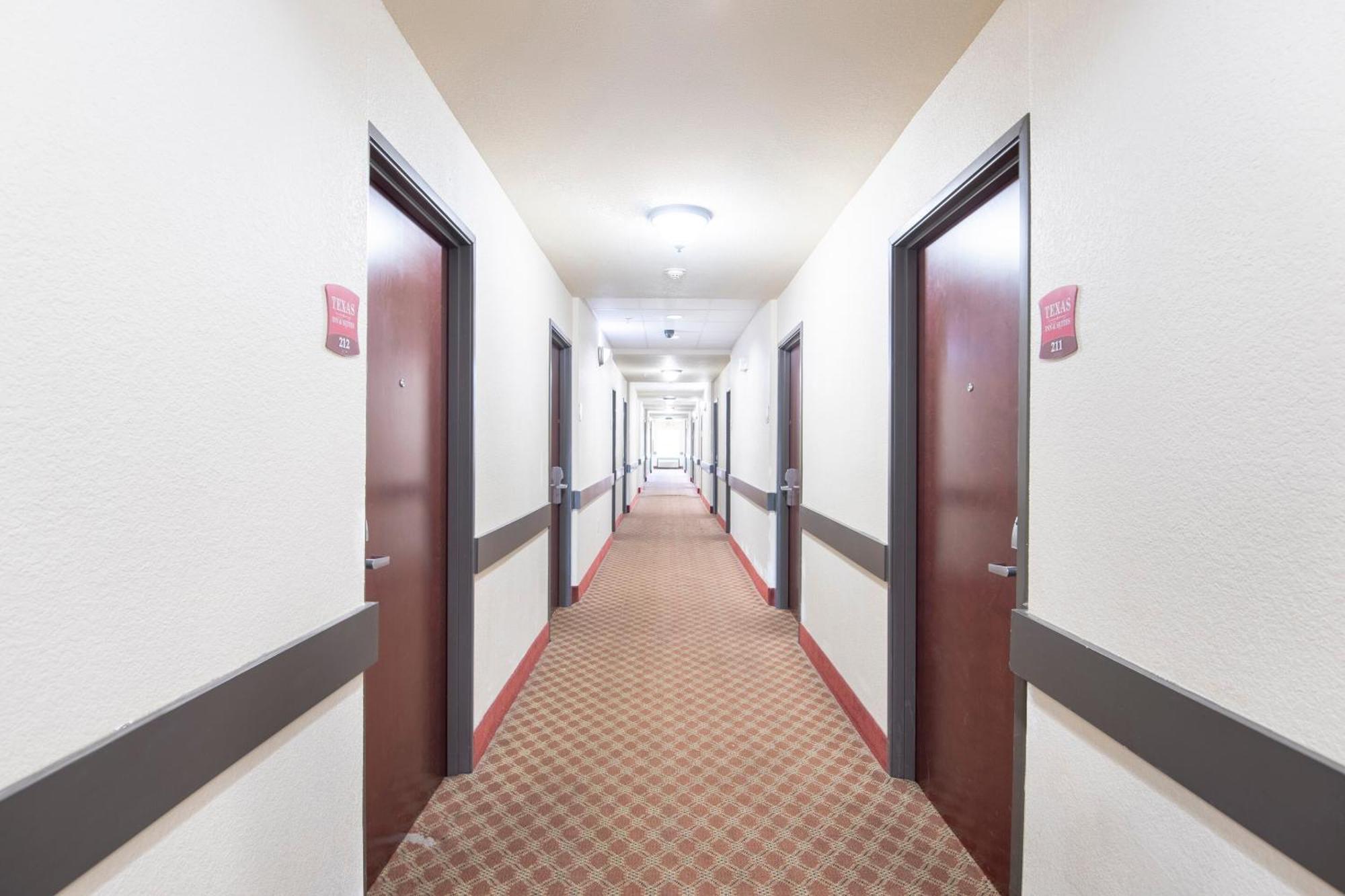 Oyo Townhouse Clute Lake Jackson Εξωτερικό φωτογραφία